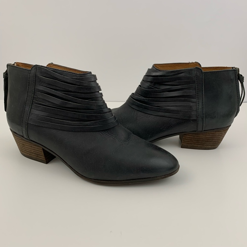 Clarks Artisan Blue Leather Strappy Ankle Boots